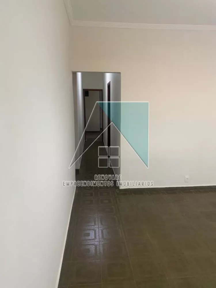 Casa à venda com 3 quartos, 153m² - Foto 1