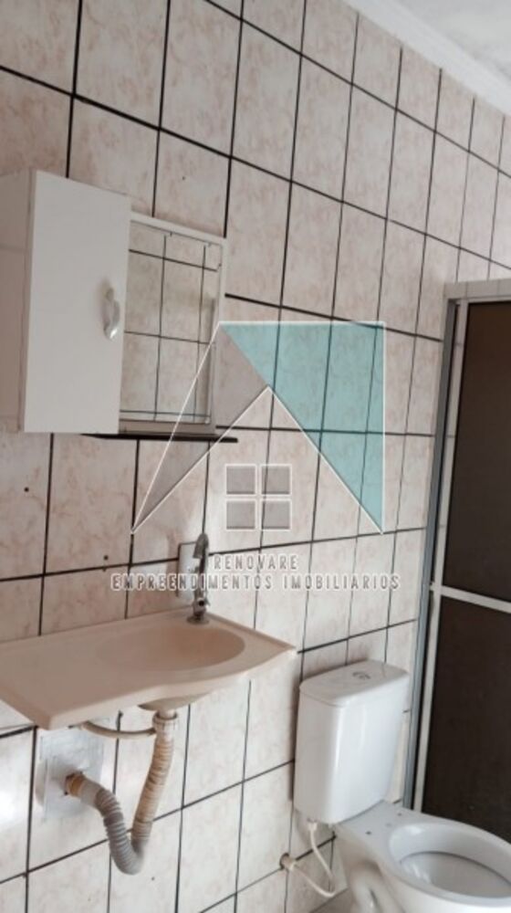 Casa à venda e aluguel com 3 quartos, 155m² - Foto 3