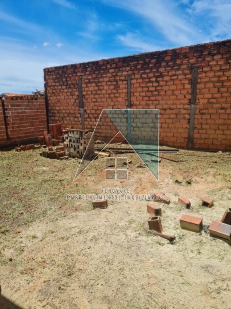 Casa à venda com 2 quartos, 47m² - Foto 1