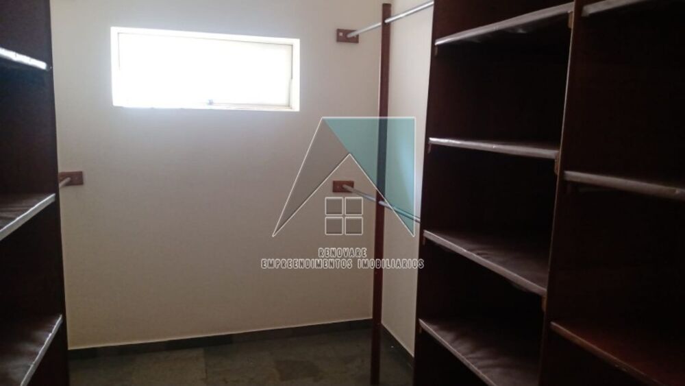 Casa para alugar com 4 quartos, 466m² - Foto 2