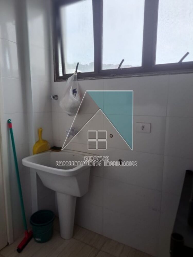 Apartamento à venda com 2 quartos, 81m² - Foto 2