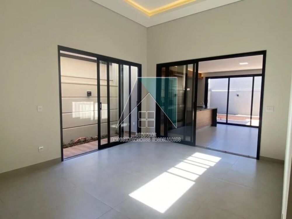 Casa à venda com 3 quartos, 360m² - Foto 1