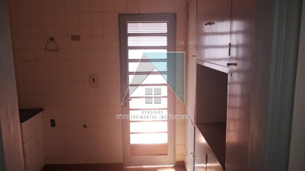 Prédio Inteiro para alugar com 2 quartos, 255m² - Foto 3