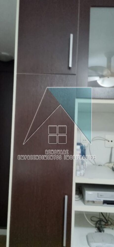 Apartamento à venda com 4 quartos, 180m² - Foto 1