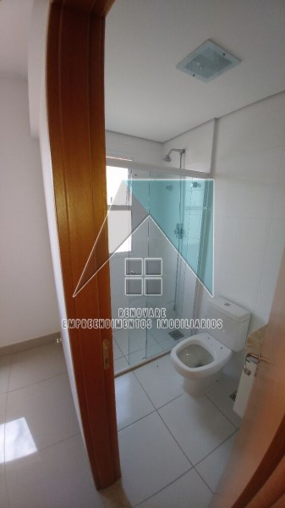 Apartamento para alugar com 3 quartos, 139m² - Foto 10