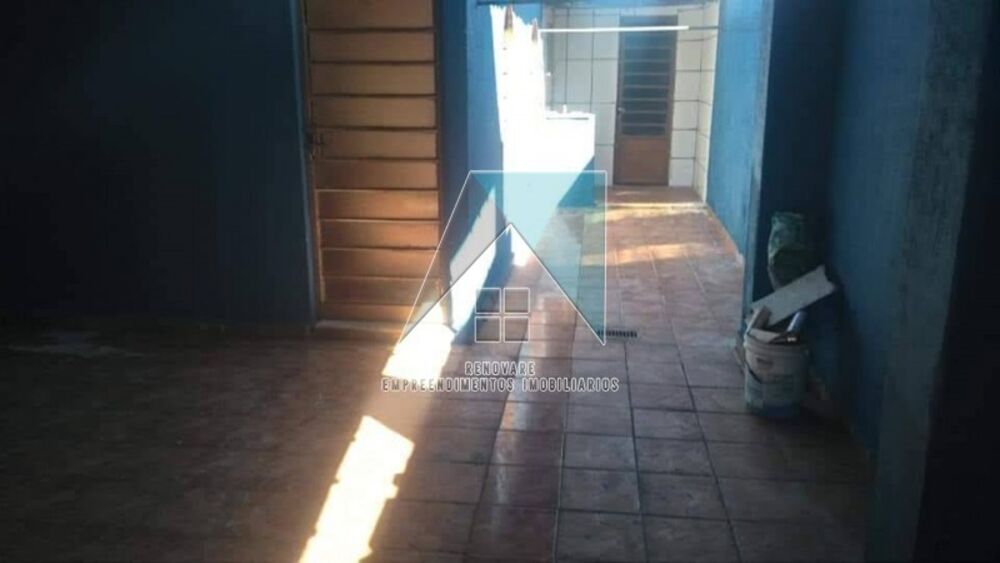 Casa à venda com 4 quartos, 152m² - Foto 2