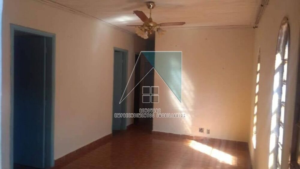 Casa à venda com 4 quartos, 152m² - Foto 4