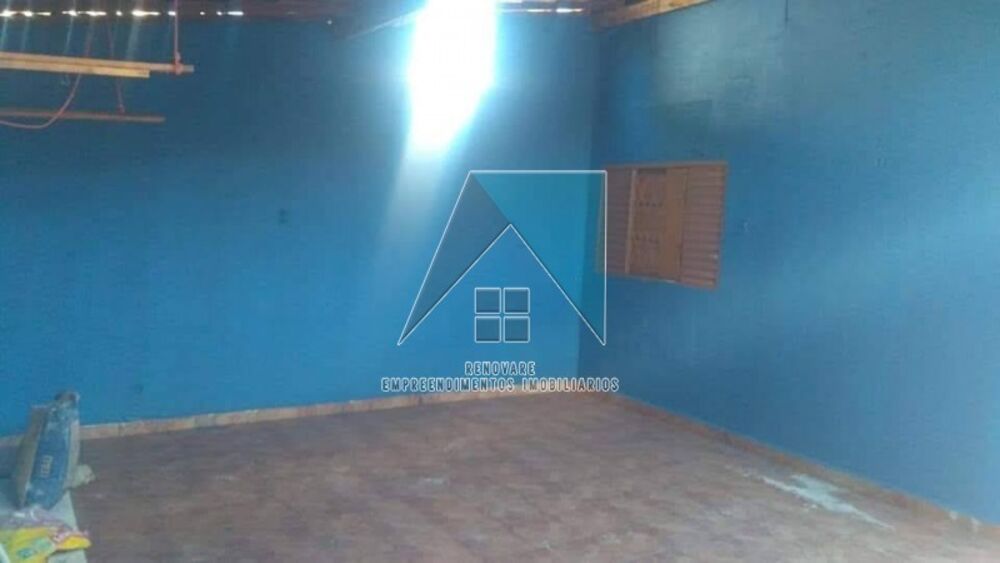 Casa à venda com 4 quartos, 152m² - Foto 1