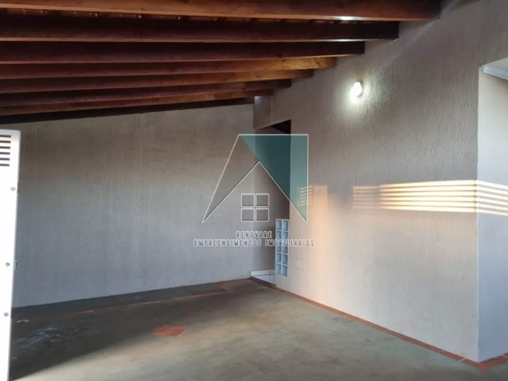 Casa à venda com 3 quartos, 129m² - Foto 2