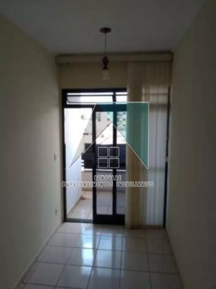 Apartamento à venda com 3 quartos, 100m² - Foto 2