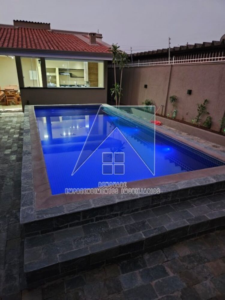Casa à venda e aluguel com 4 quartos, 280m² - Foto 16