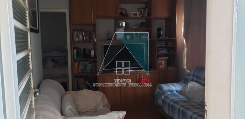 Casa à venda com 2 quartos, 105m² - Foto 3
