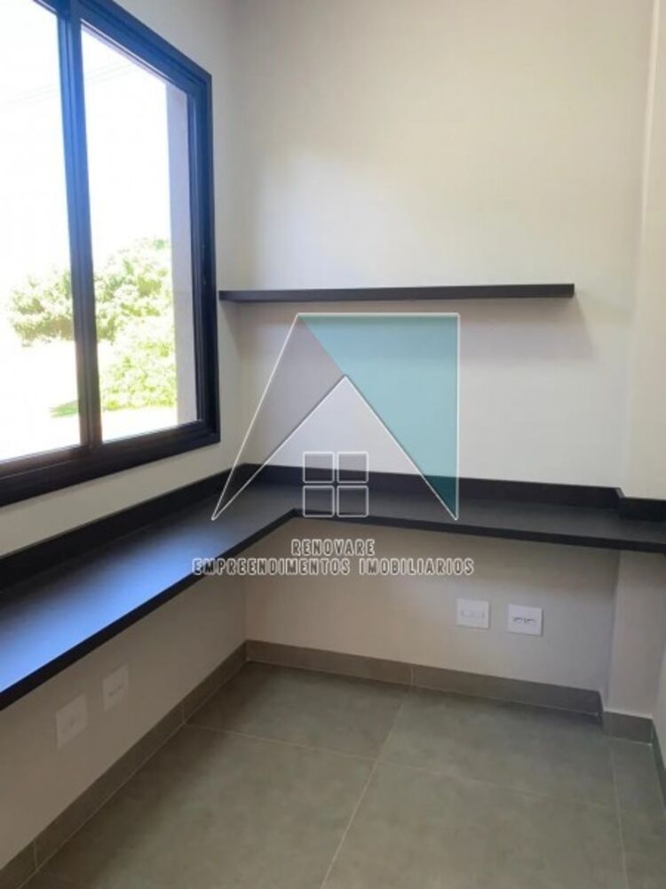 Casa à venda com 3 quartos, 300m² - Foto 2