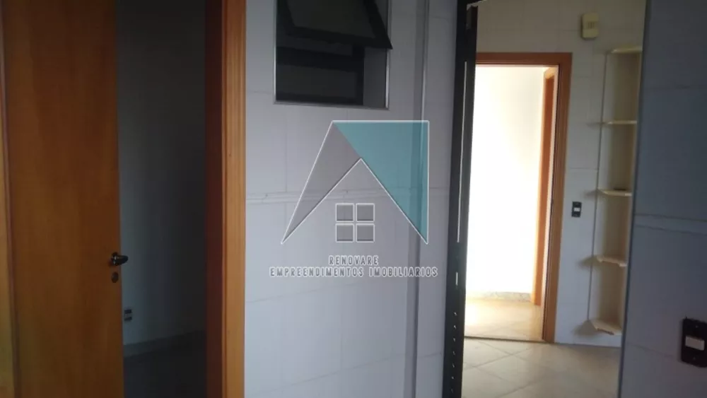 Apartamento para alugar com 3 quartos, 157m² - Foto 2