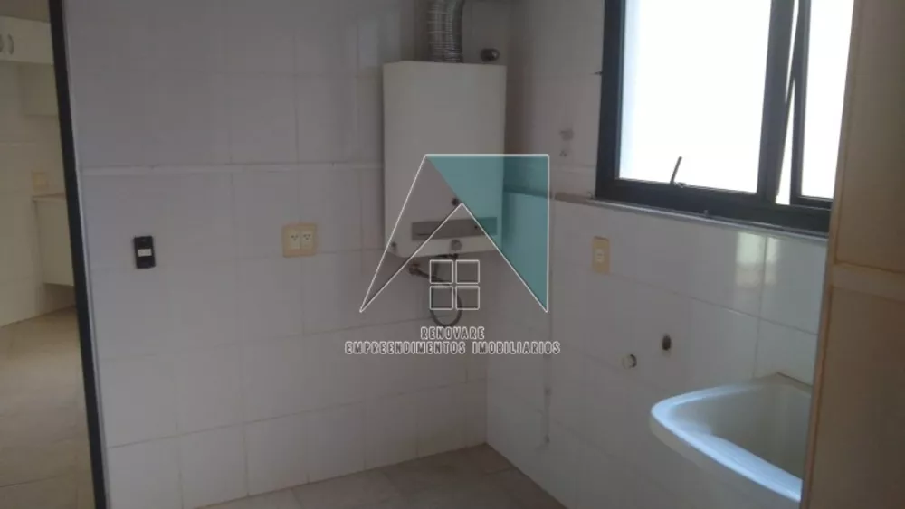 Apartamento para alugar com 3 quartos, 157m² - Foto 3