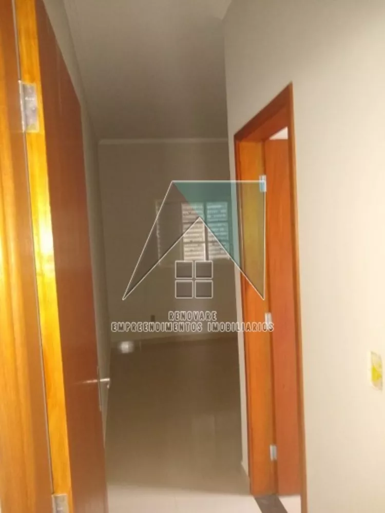 Casa à venda com 2 quartos, 66m² - Foto 2