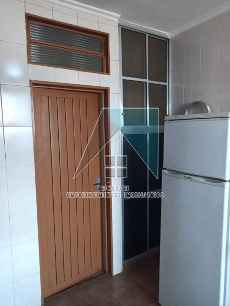 Casa à venda com 3 quartos, 140m² - Foto 4