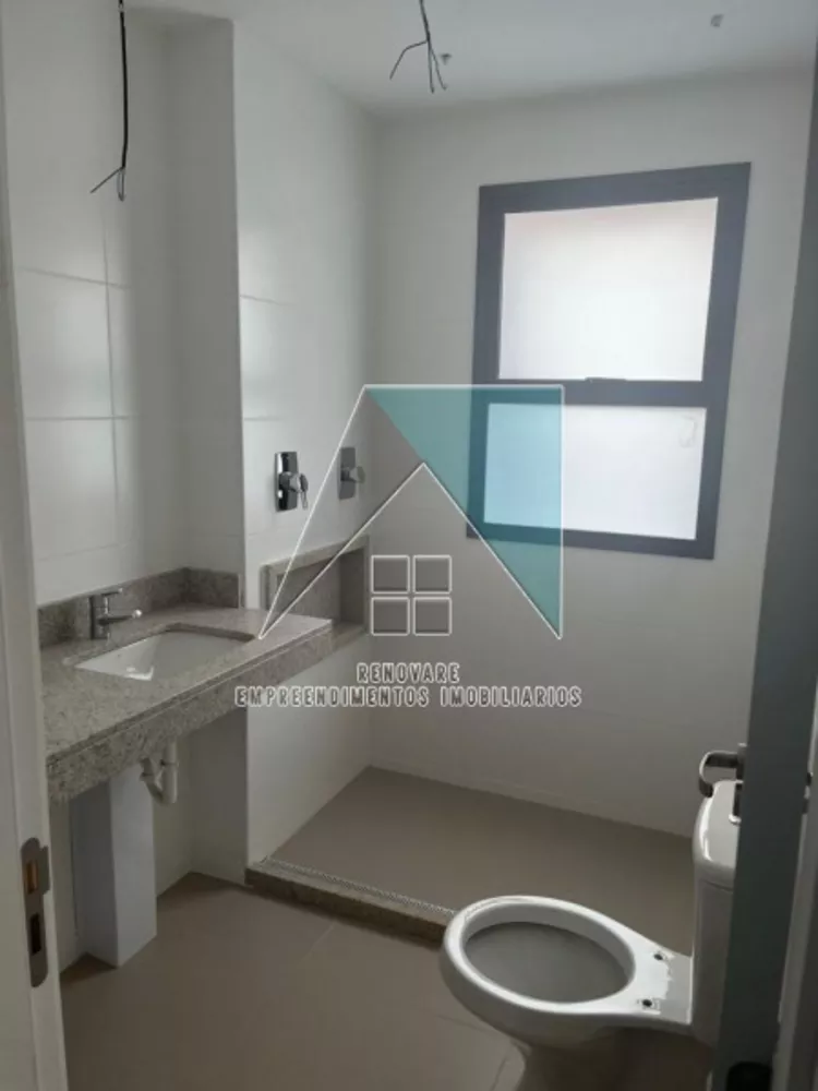 Apartamento à venda com 4 quartos, 158m² - Foto 1