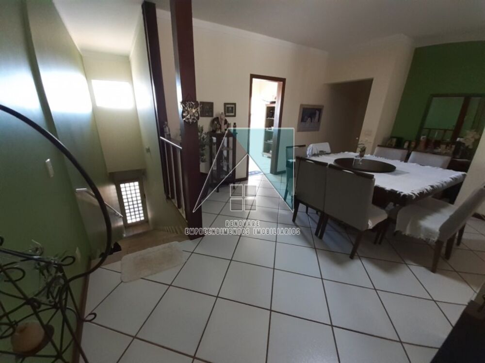 Casa, 3 quartos, 180 m² - Foto 2