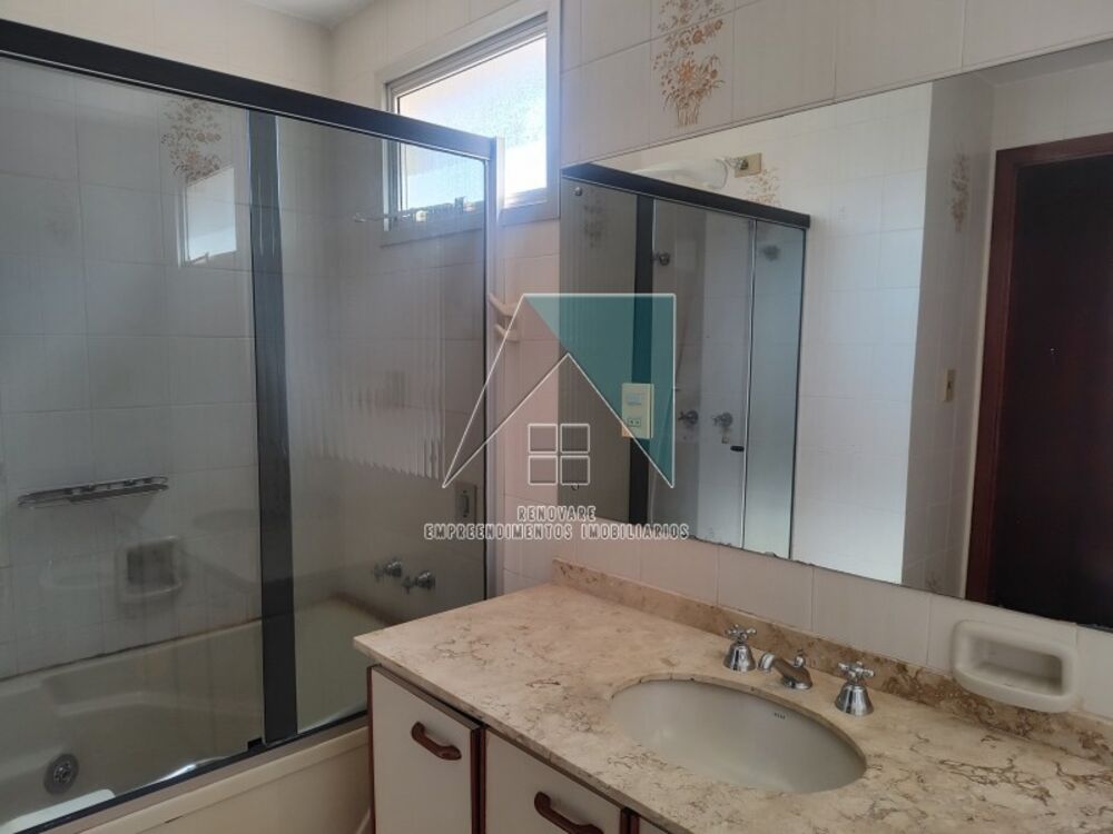 Apartamento para alugar com 4 quartos, 167m² - Foto 4