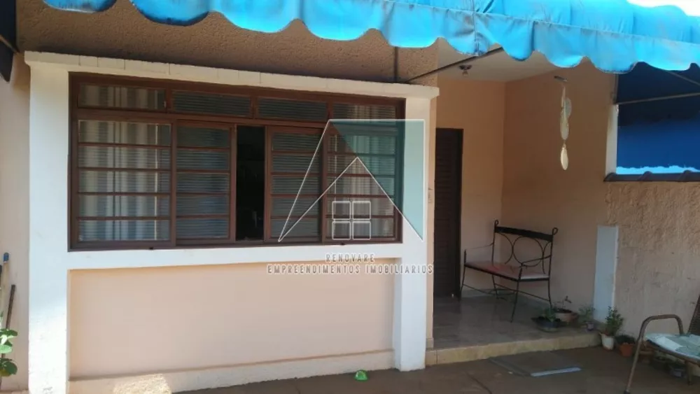 Casa à venda com 3 quartos, 69m² - Foto 1