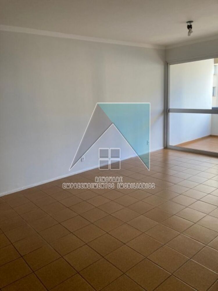 Apartamento à venda com 3 quartos, 97m² - Foto 2