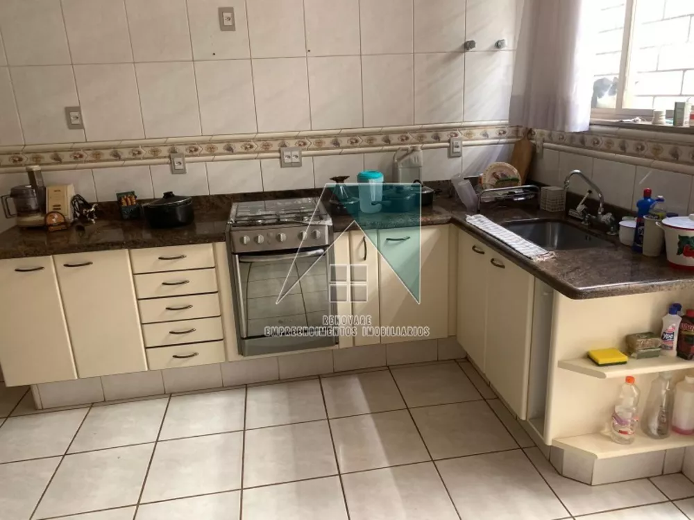 Casa, 3 quartos, 256 m² - Foto 2