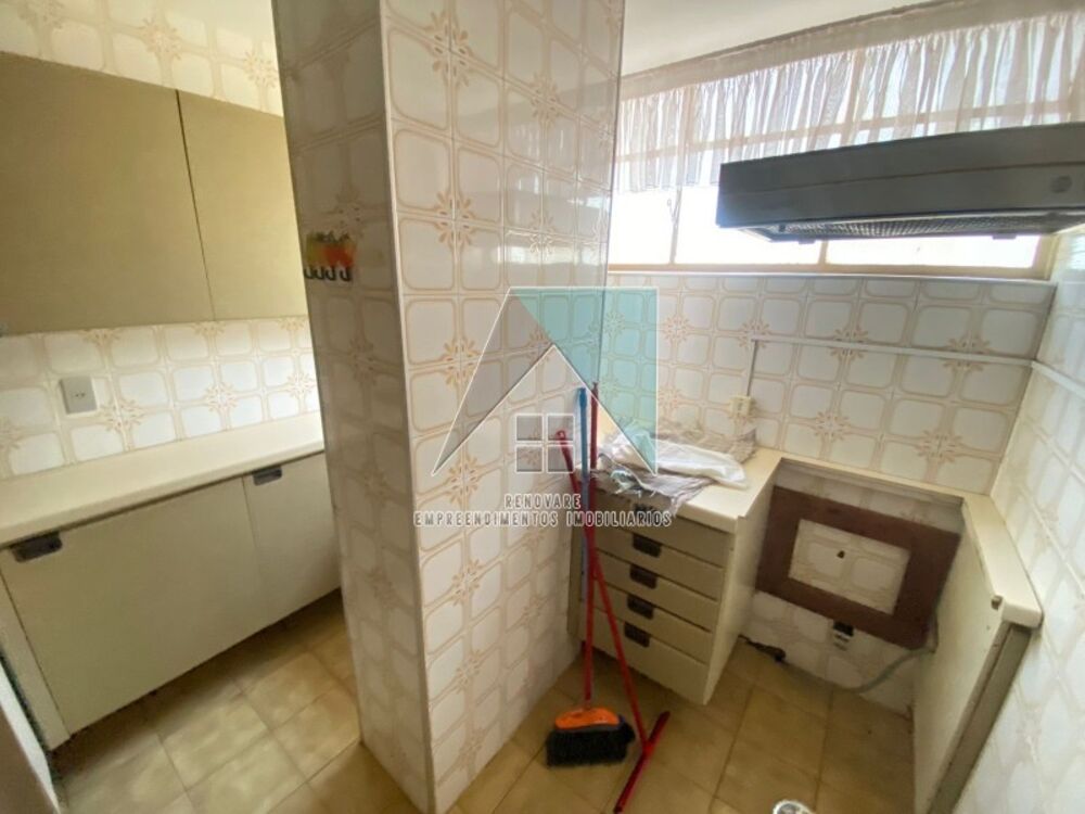 Apartamento, 3 quartos, 210 m² - Foto 2
