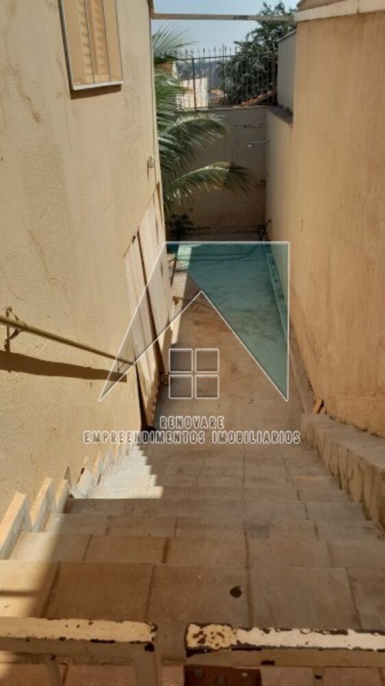 Casa à venda com 5 quartos, 189m² - Foto 2