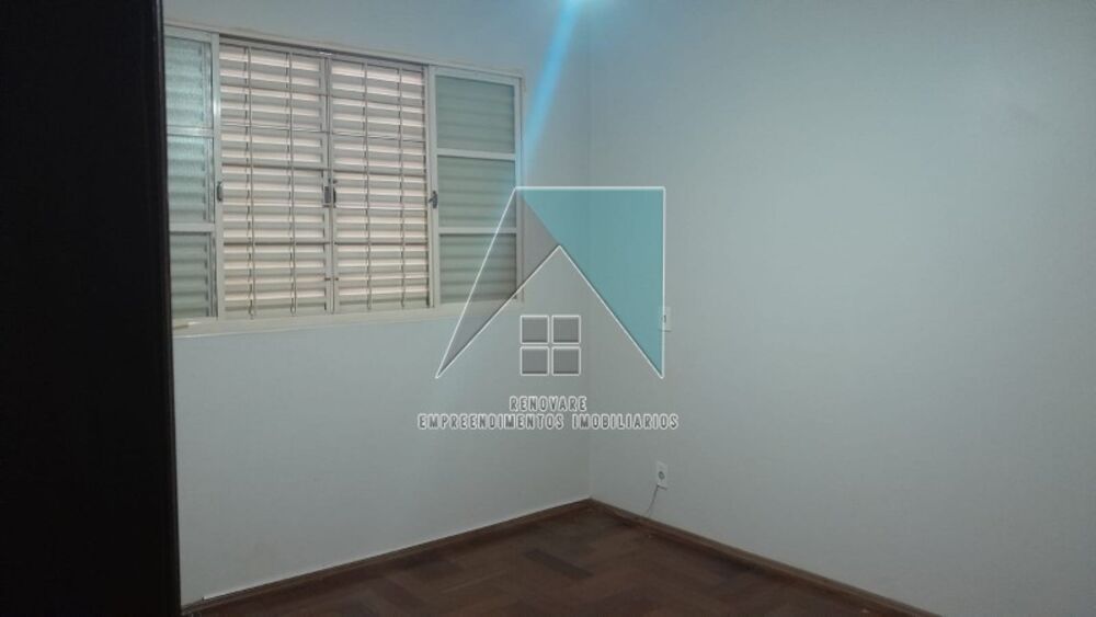Casa à venda com 5 quartos, 189m² - Foto 5