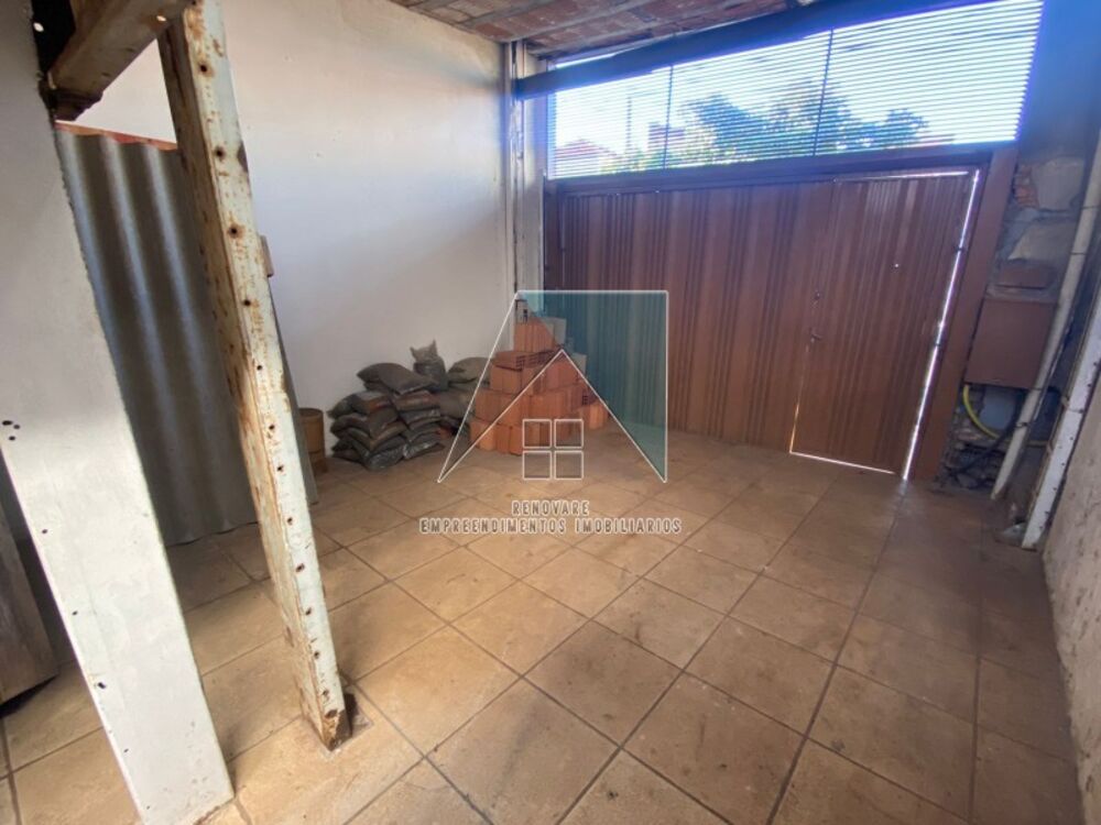 Casa à venda com 1 quarto, 77m² - Foto 1