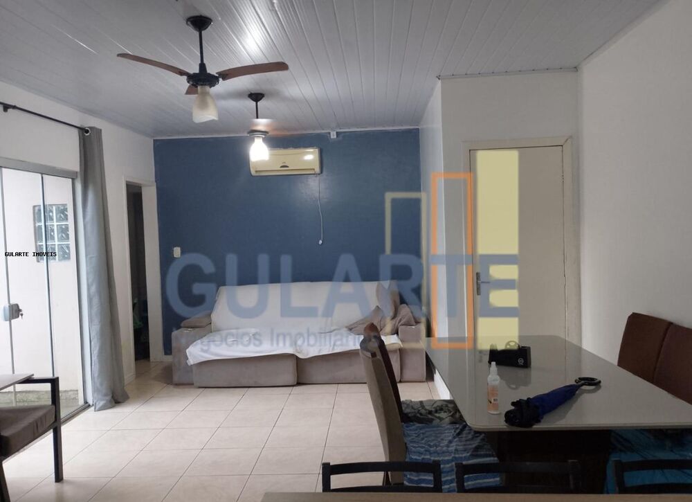 Casa à venda com 3 quartos, 150m² - Foto 2