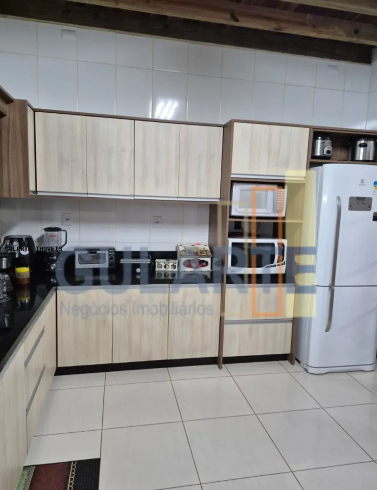 Casa, 3 quartos, 250 m² - Foto 4