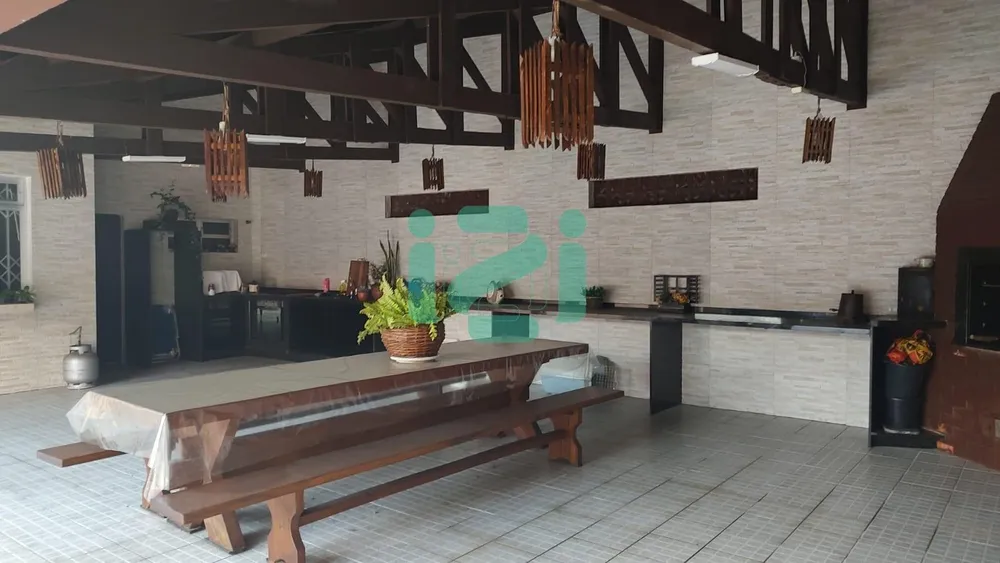 Casa, 5 quartos, 400 m² - Foto 1