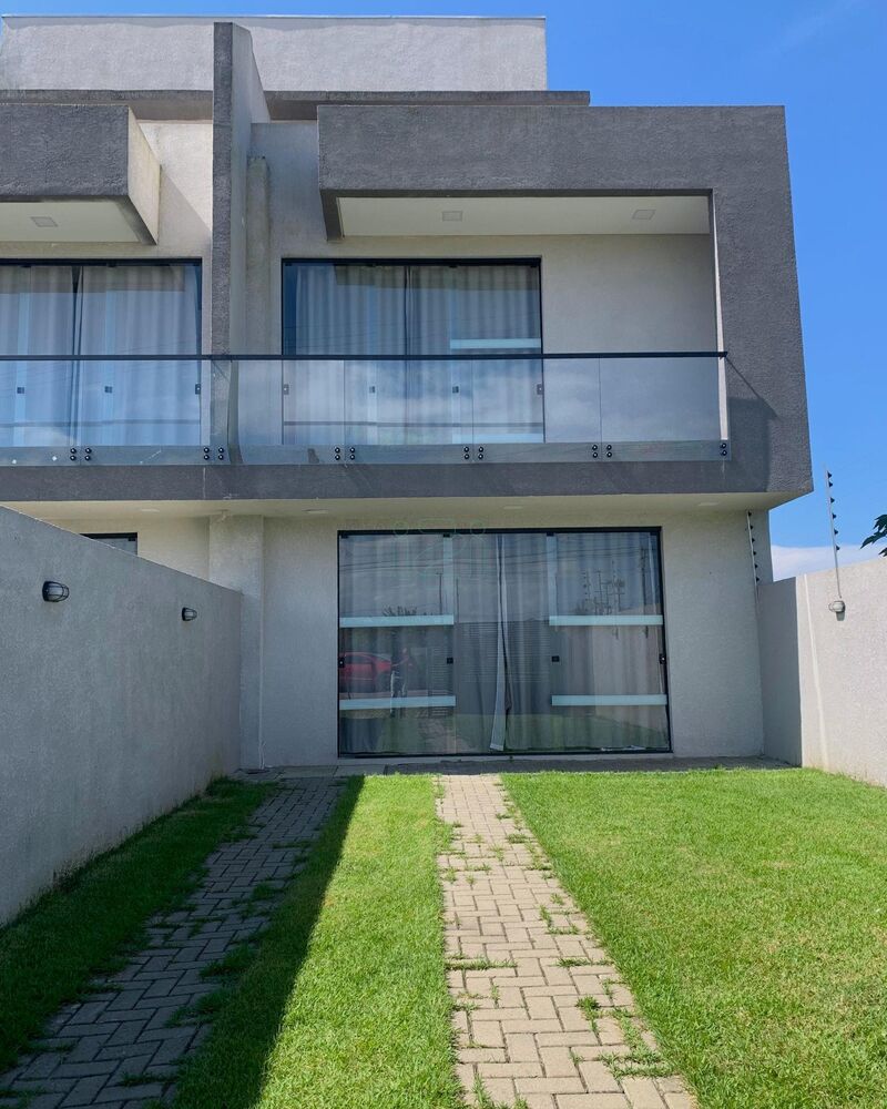 Sobrado à venda com 3 quartos, 100m² - Foto 2