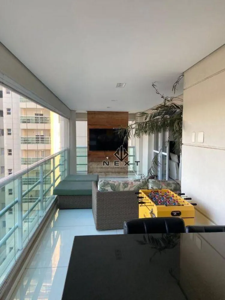 Apartamento, 3 quartos, 202 m² - Foto 1