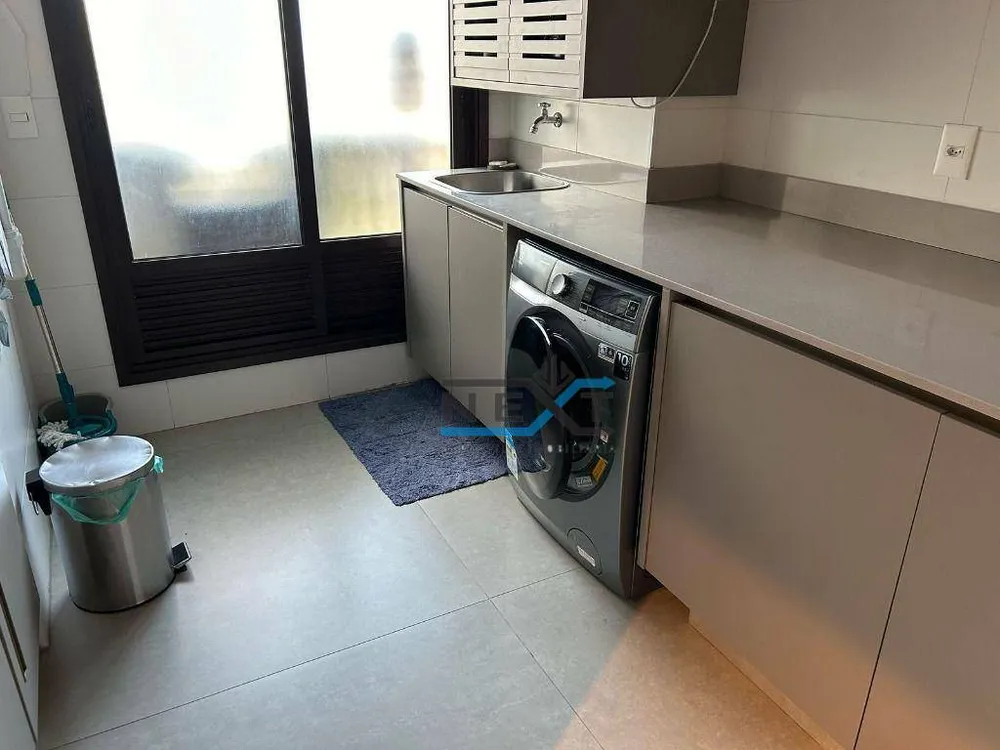Apartamento, 4 quartos, 228 m² - Foto 1