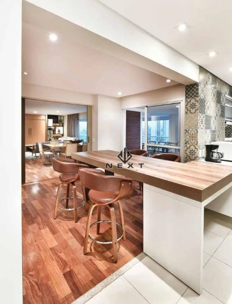Apartamento, 4 quartos, 258 m² - Foto 1
