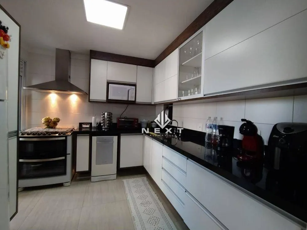 Apartamento, 3 quartos, 156 m² - Foto 1