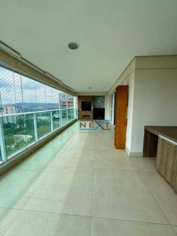 Apartamento, 3 quartos, 207 m² - Foto 1