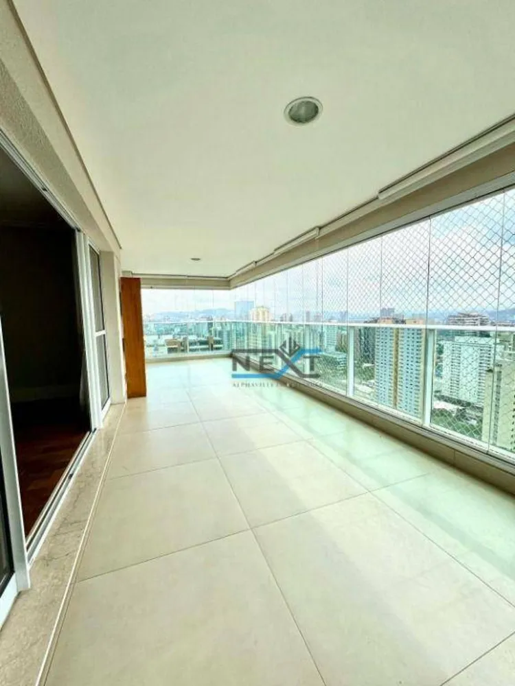 Apartamento, 3 quartos, 207 m² - Foto 2