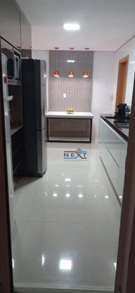 Apartamento, 3 quartos, 172 m² - Foto 1