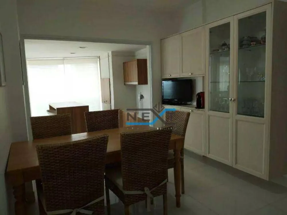 Apartamento, 4 quartos, 258 m² - Foto 4