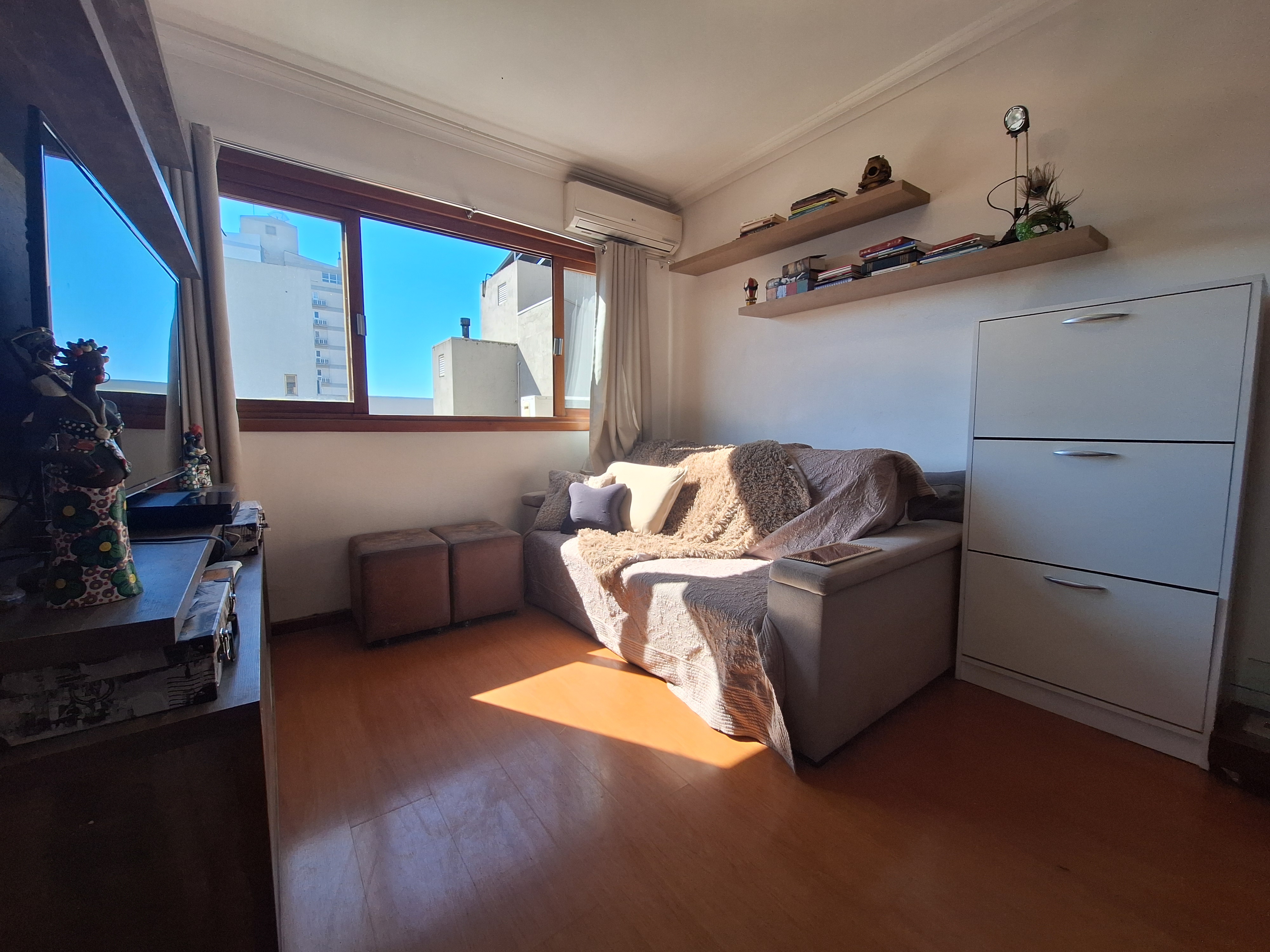 Apartamento à venda com 2 quartos, 76m² - Foto 8