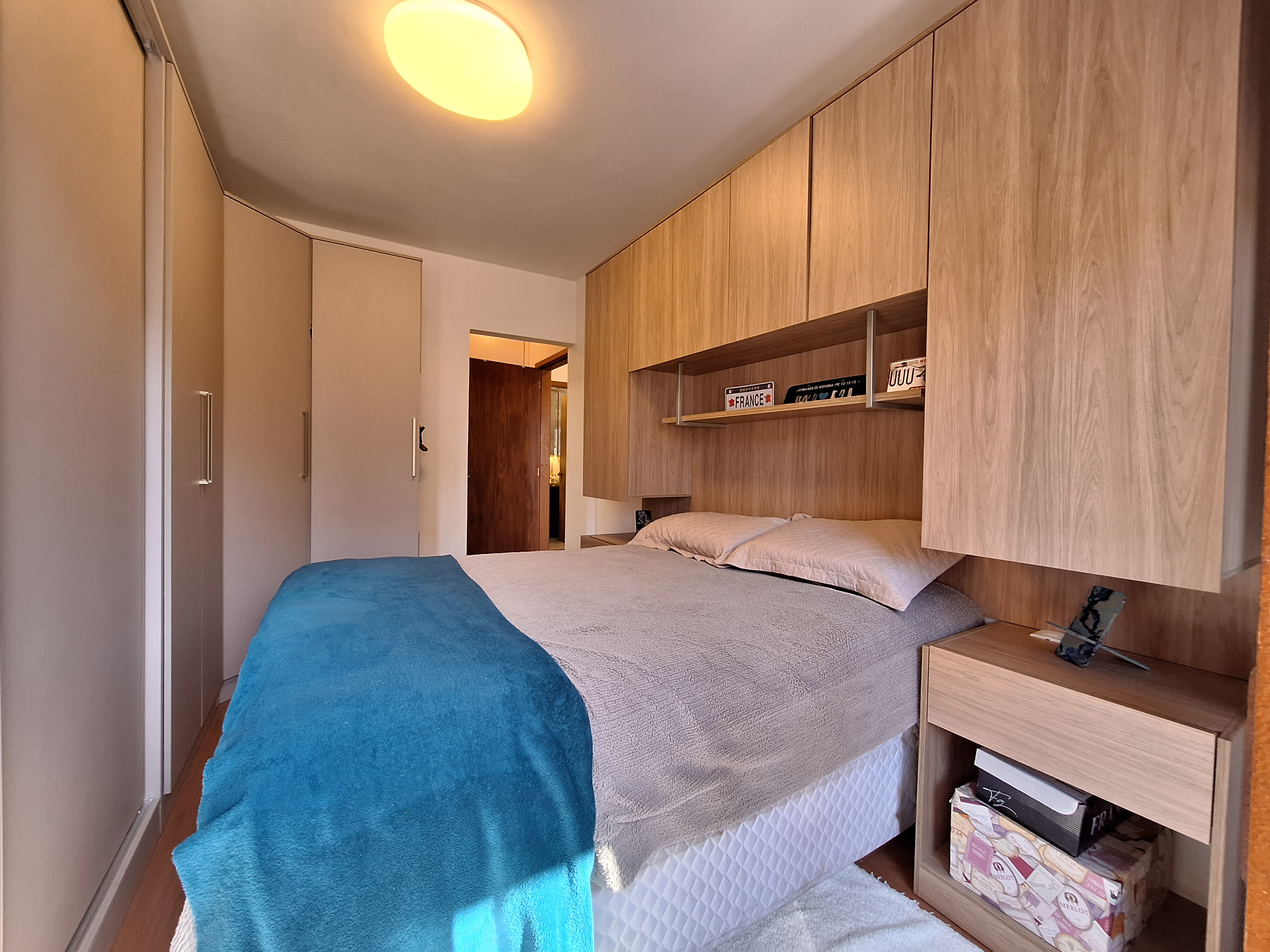 Apartamento à venda com 2 quartos, 76m² - Foto 11