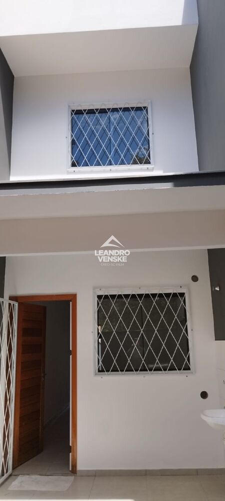 Casa à venda com 2 quartos - Foto 4