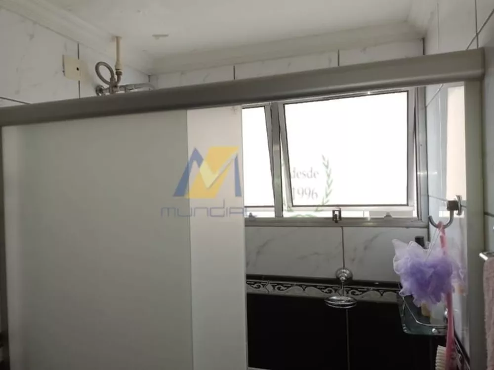 Apartamento à venda com 2 quartos, 70m² - Foto 3