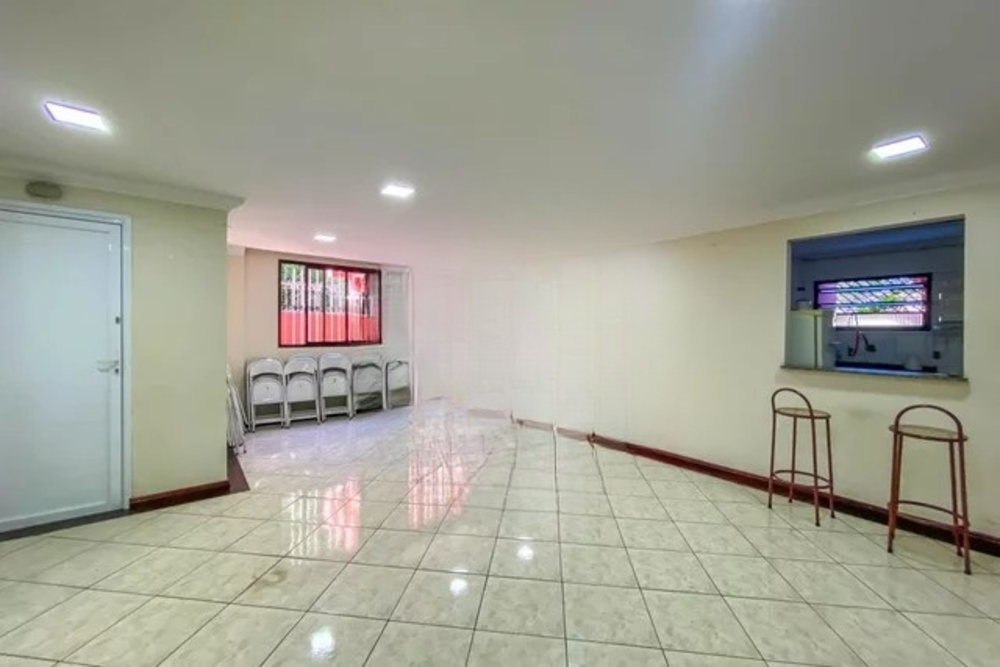 Apartamento para alugar com 2 quartos, 102m² - Foto 12