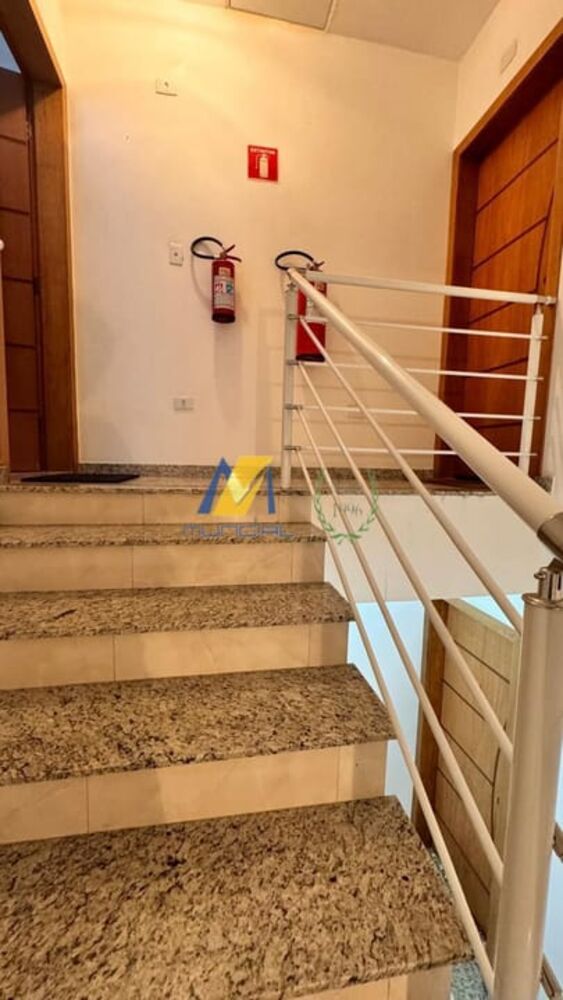 Apartamento à venda com 2 quartos, 100m² - Foto 4