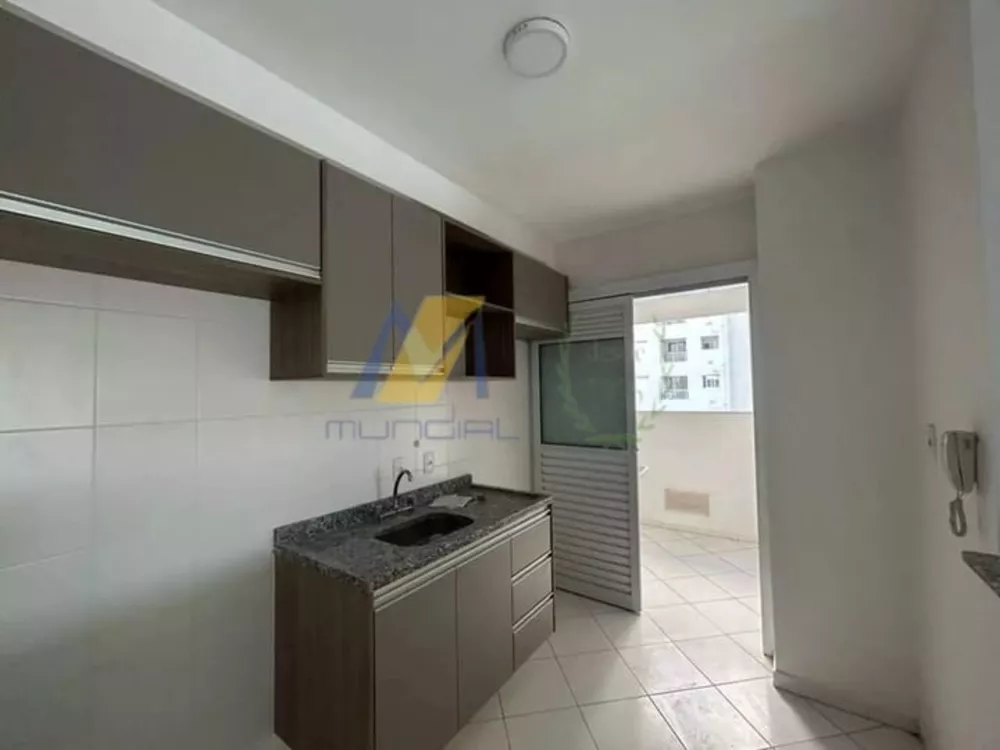 Apartamento para alugar com 3 quartos, 84m² - Foto 2